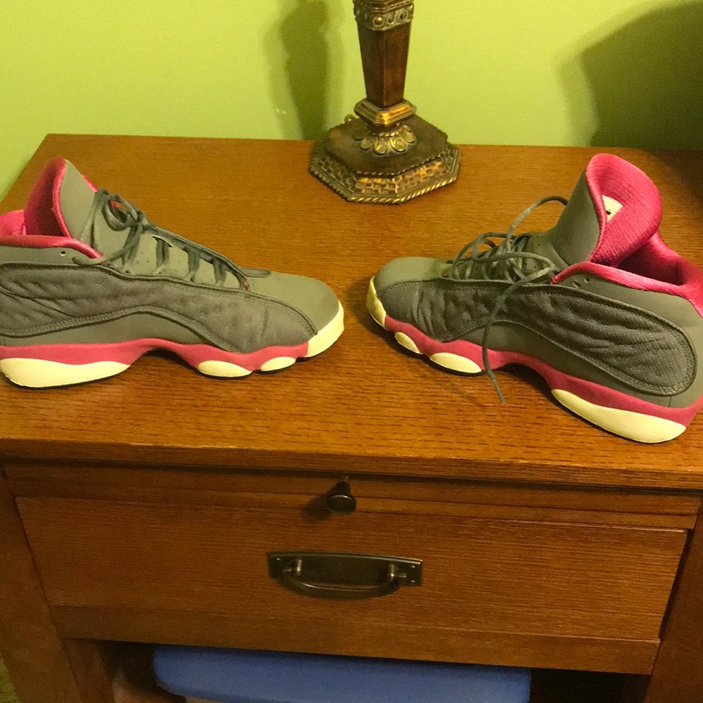 Air Jordan pink and Grey